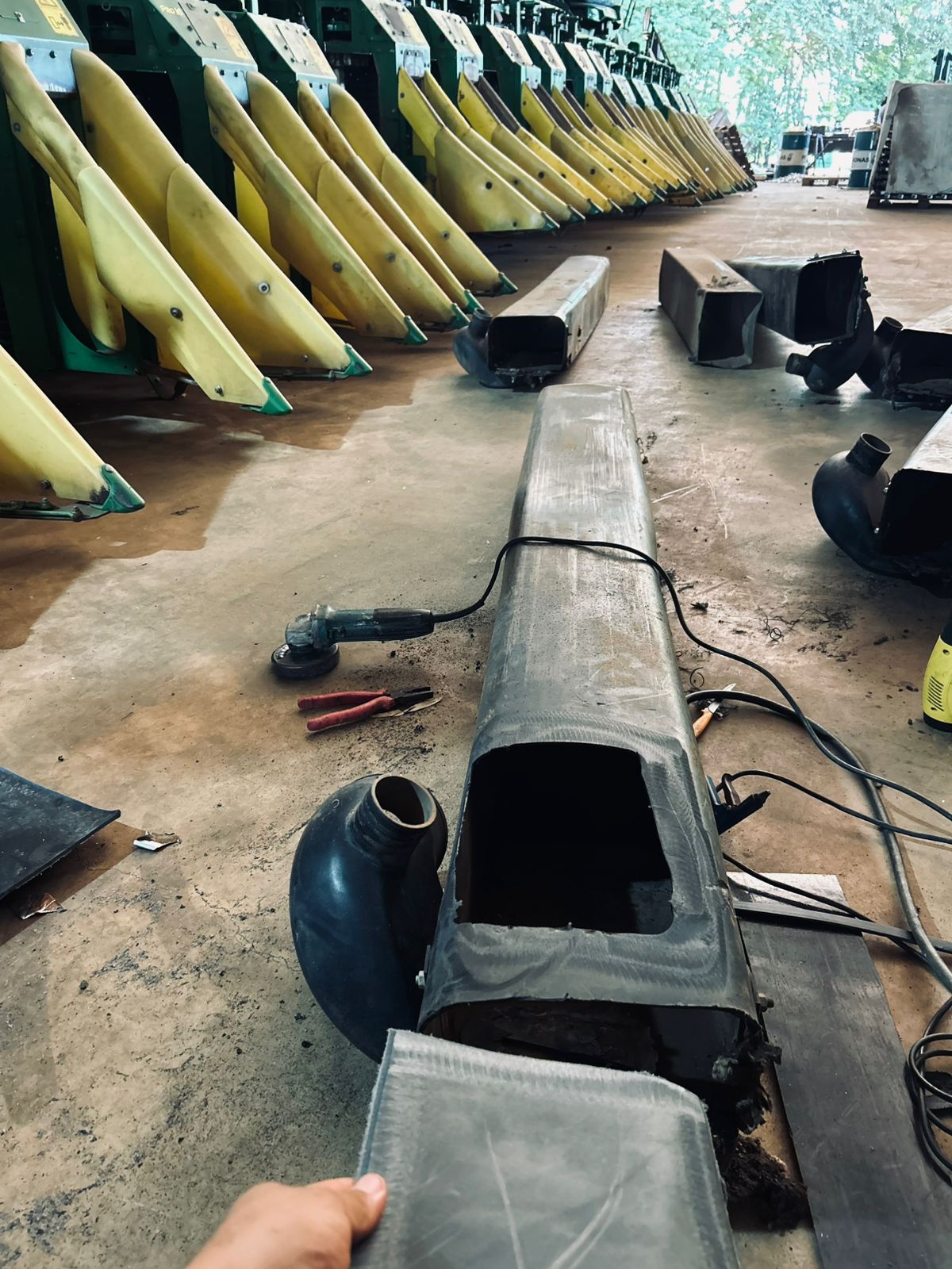 Duto de ar colheitadeira de algodão antes do reparo